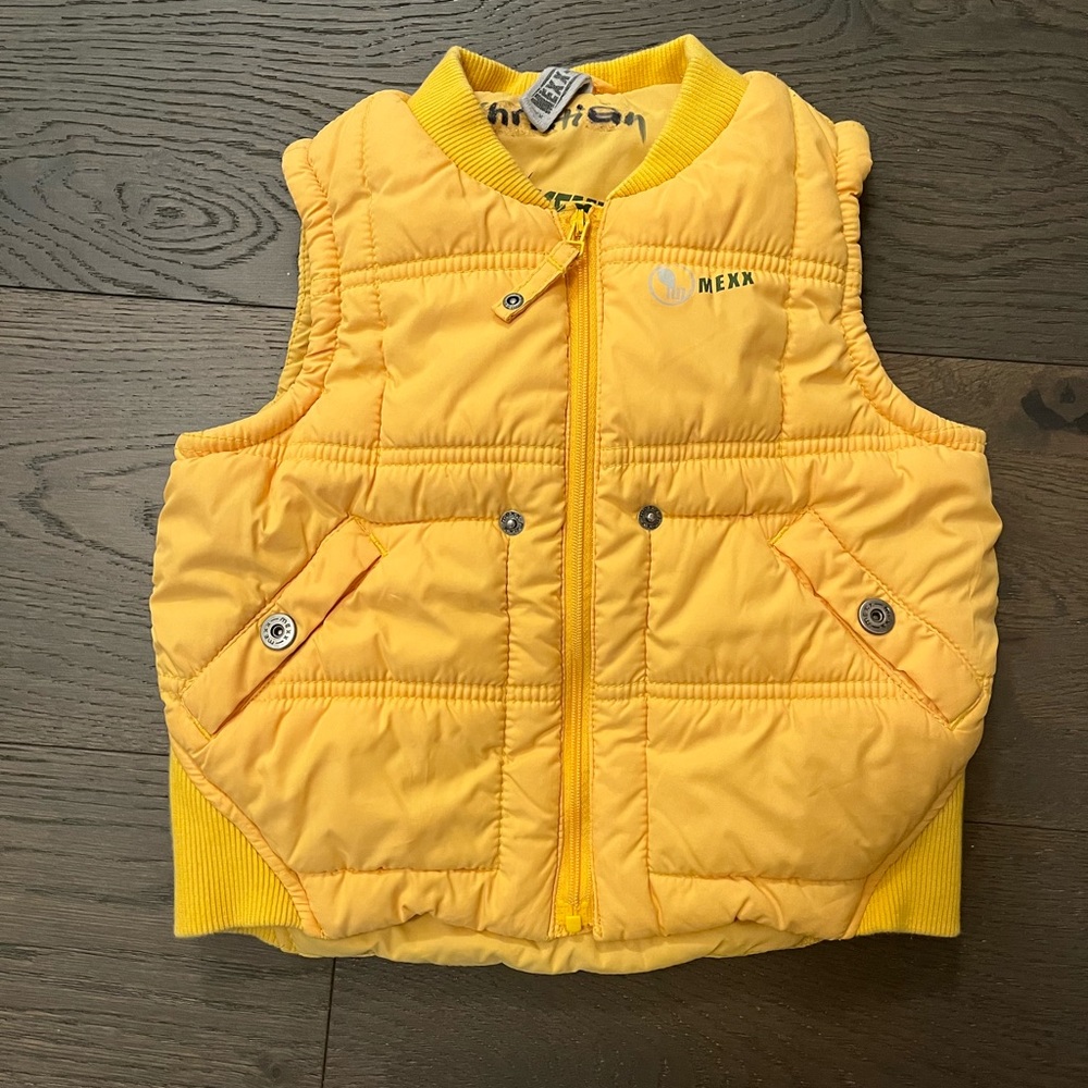 Mexx boys fall/spring vest sz 24M EUC retail $115